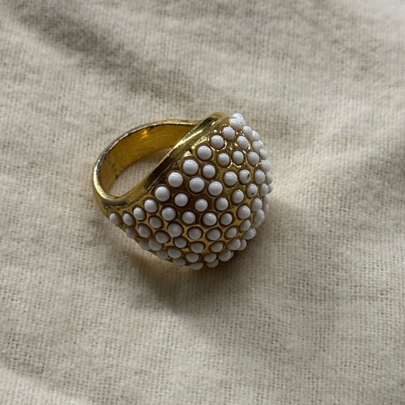 Jewelry - Gold ring